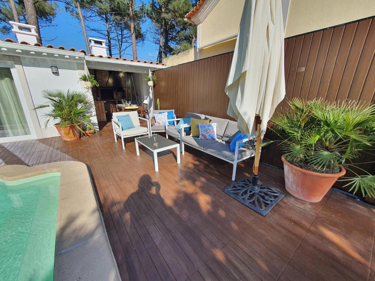 Guest House Ruceel Aroeira Almada Exteriör bild